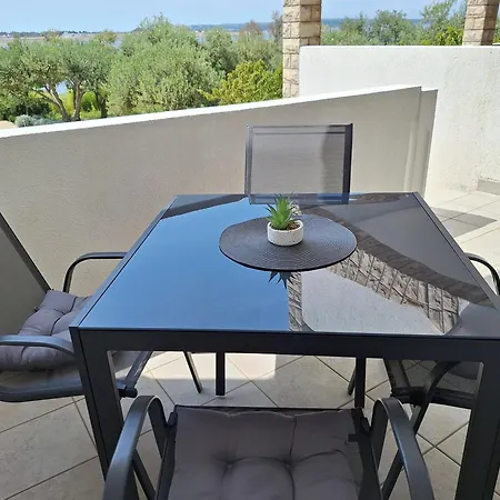 Rumora Ivan Apartment