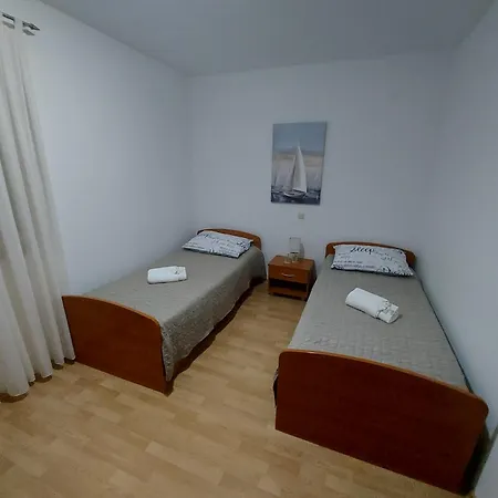 Rumora Ivan Apartamento