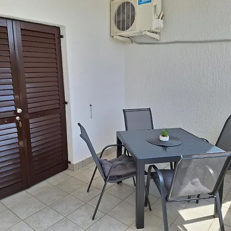 Rumora Ivan Appartement Povljana